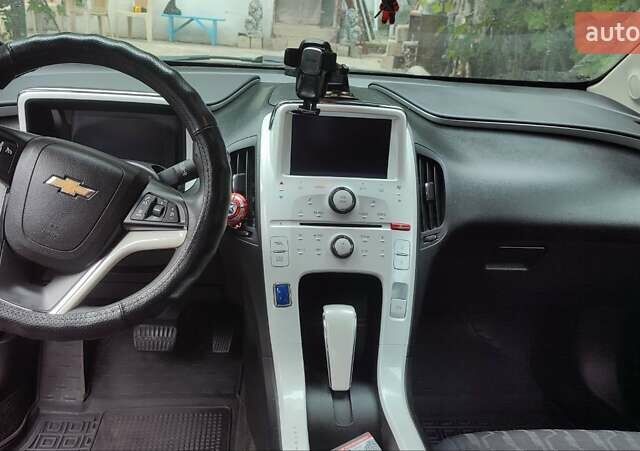 Красный Шевроле Вольт, объемом двигателя 1.4 л и пробегом 231 тыс. км за 7900 $, фото 4 на Automoto.ua