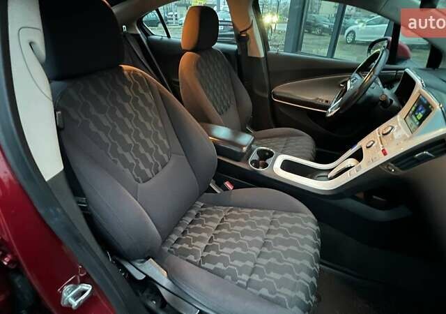 Червоний Шевроле Вольт, об'ємом двигуна 1.4 л та пробігом 155 тис. км за 10490 $, фото 11 на Automoto.ua