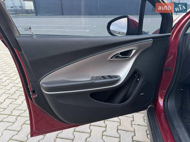 Червоний Шевроле Вольт, об'ємом двигуна 1.4 л та пробігом 130 тис. км за 8200 $, фото 30 на Automoto.ua