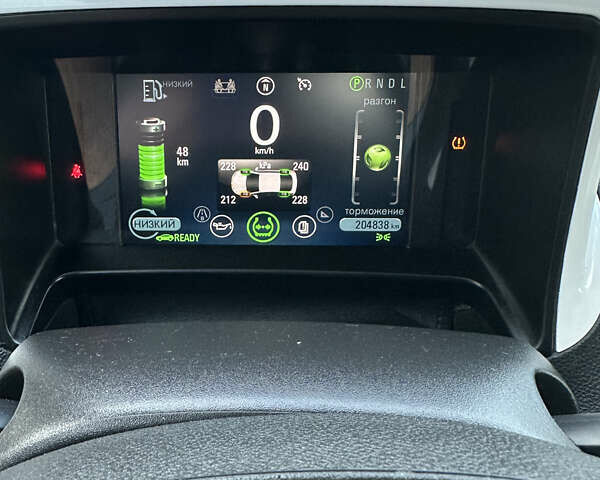 Червоний Шевроле Вольт, об'ємом двигуна 1.4 л та пробігом 204 тис. км за 10700 $, фото 5 на Automoto.ua