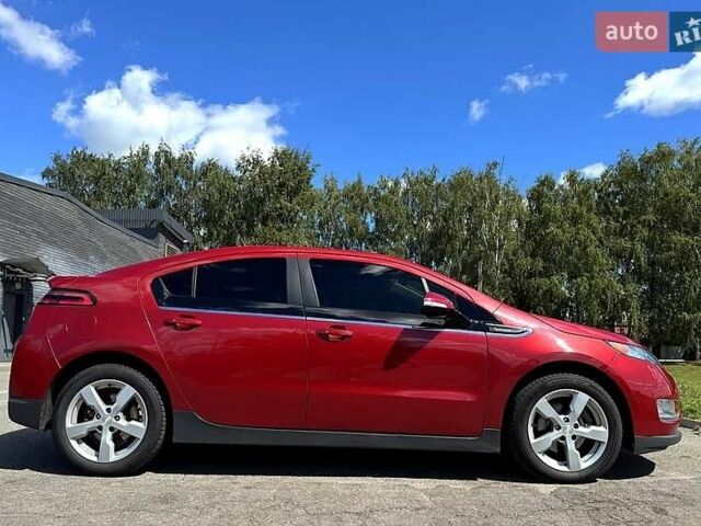 Красный Шевроле Вольт, объемом двигателя 1.4 л и пробегом 185 тыс. км за 12000 $, фото 3 на Automoto.ua