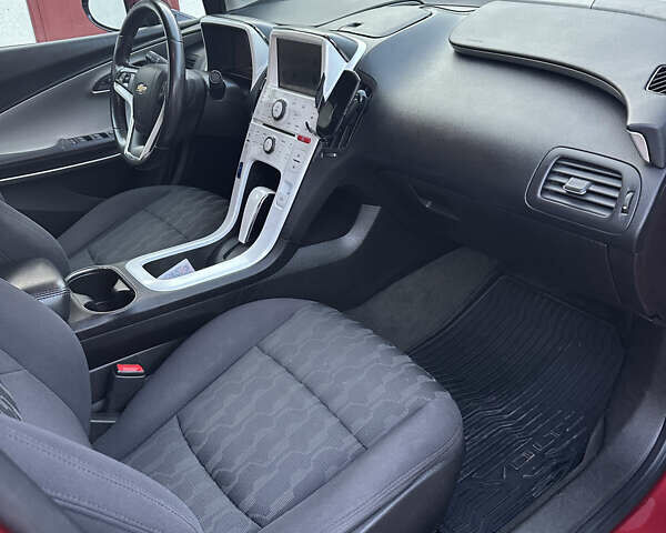 Червоний Шевроле Вольт, об'ємом двигуна 1.4 л та пробігом 204 тис. км за 10700 $, фото 8 на Automoto.ua