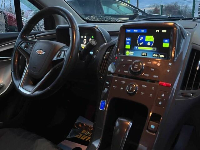 Красный Шевроле Вольт, объемом двигателя 1.4 л и пробегом 218 тыс. км за 9600 $, фото 16 на Automoto.ua