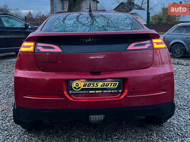 Красный Шевроле Вольт, объемом двигателя 1.4 л и пробегом 218 тыс. км за 9600 $, фото 4 на Automoto.ua