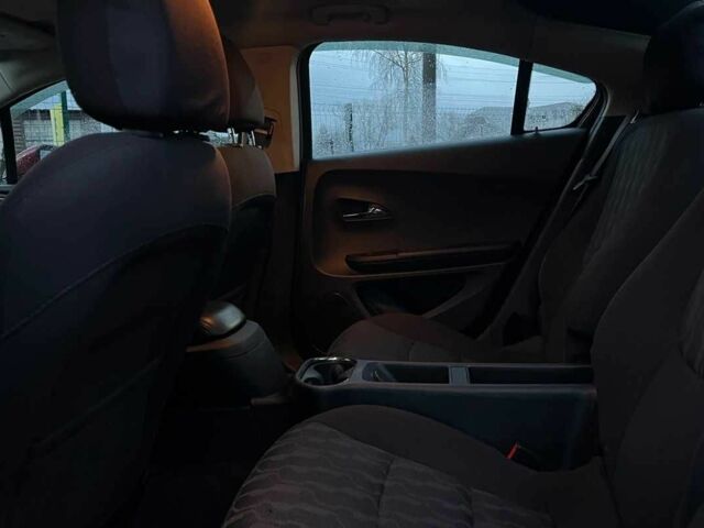 Красный Шевроле Вольт, объемом двигателя 1.4 л и пробегом 218 тыс. км за 9600 $, фото 17 на Automoto.ua