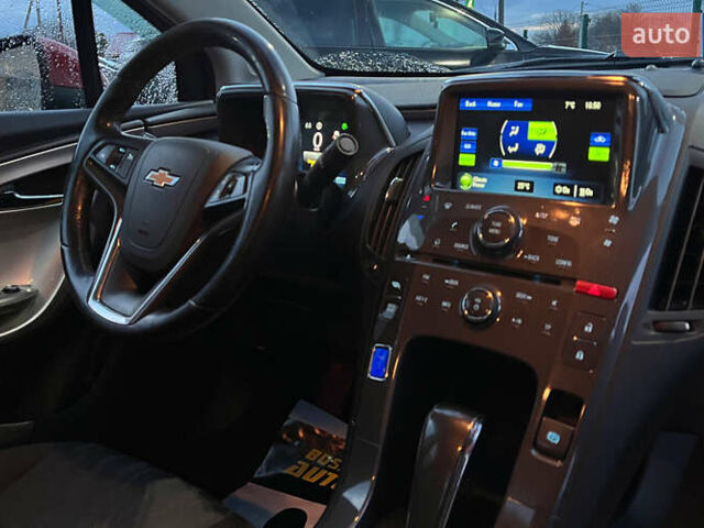 Красный Шевроле Вольт, объемом двигателя 1.4 л и пробегом 218 тыс. км за 9600 $, фото 16 на Automoto.ua