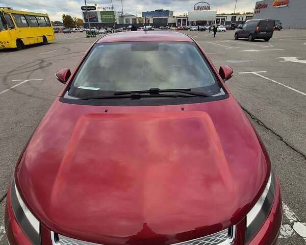 Червоний Шевроле Вольт, об'ємом двигуна 1.4 л та пробігом 195 тис. км за 11200 $, фото 3 на Automoto.ua