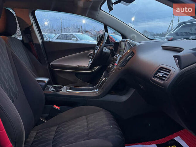 Красный Шевроле Вольт, объемом двигателя 1.4 л и пробегом 218 тыс. км за 9600 $, фото 19 на Automoto.ua