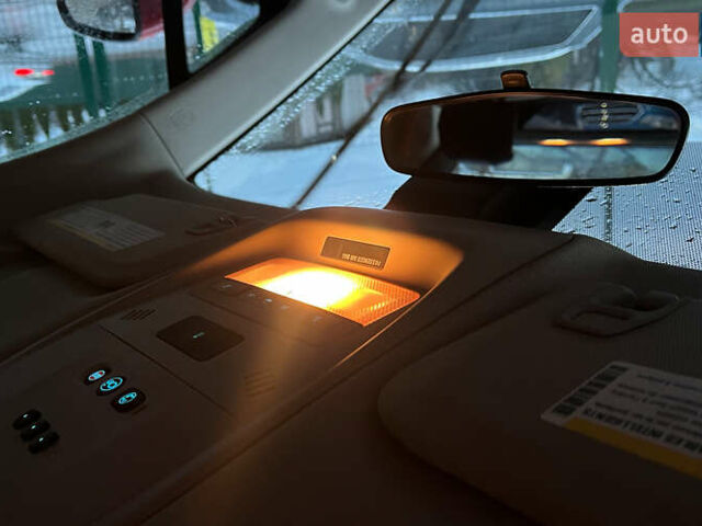 Красный Шевроле Вольт, объемом двигателя 1.4 л и пробегом 218 тыс. км за 9600 $, фото 14 на Automoto.ua