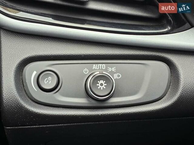 Шевроле Вольт 2016 в Киеве на Automoto.ua Красный Шевроле Вольт, объемом двигателя 1.5 л и пробегом 158 тыс. км за 12500 $, фото 21 на Automoto.ua