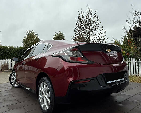 Красный Шевроле Вольт, объемом двигателя 1.49 л и пробегом 96 тыс. км за 13999 $, фото 3 на Automoto.ua