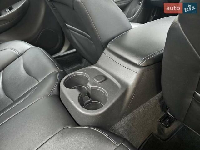 Шевроле Вольт 2016 в Киеве на Automoto.ua Красный Шевроле Вольт, объемом двигателя 1.5 л и пробегом 158 тыс. км за 12500 $, фото 42 на Automoto.ua