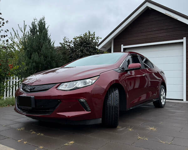 Красный Шевроле Вольт, объемом двигателя 1.49 л и пробегом 96 тыс. км за 13999 $, фото 1 на Automoto.ua