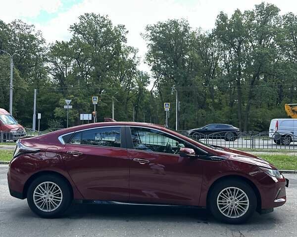 Красный Шевроле Вольт, объемом двигателя 1.49 л и пробегом 120 тыс. км за 16200 $, фото 6 на Automoto.ua