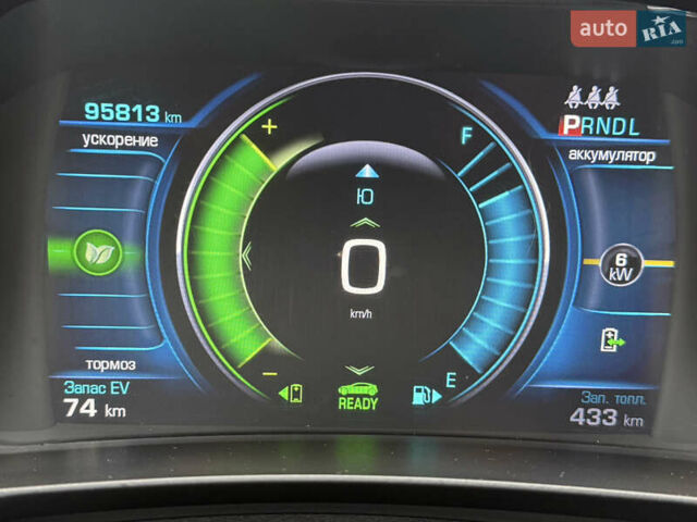 Красный Шевроле Вольт, объемом двигателя 1.49 л и пробегом 96 тыс. км за 13999 $, фото 10 на Automoto.ua