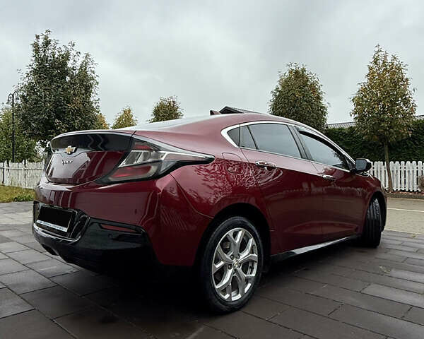 Красный Шевроле Вольт, объемом двигателя 1.49 л и пробегом 96 тыс. км за 13999 $, фото 4 на Automoto.ua