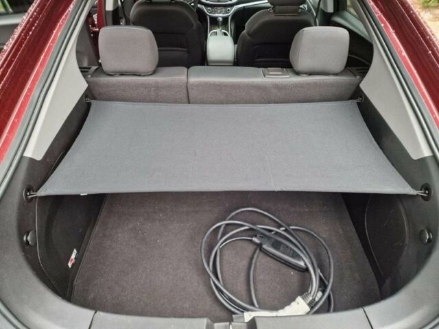 Красный Шевроле Вольт, объемом двигателя 1.5 л и пробегом 121 тыс. км за 9399 $, фото 15 на Automoto.ua