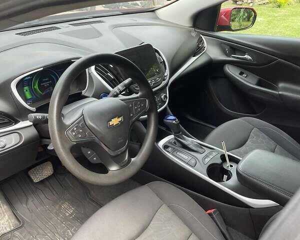 Шевроле Вольт 2018 в Золочев на Automoto.ua Красный Шевроле Вольт, объемом двигателя 1.5 л и пробегом 136 тыс. км за 16900 $, фото 14 на Automoto.ua