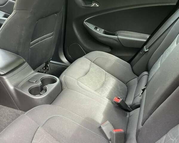 Шевроле Вольт 2018 в Золочев на Automoto.ua Красный Шевроле Вольт, объемом двигателя 1.5 л и пробегом 136 тыс. км за 16900 $, фото 11 на Automoto.ua