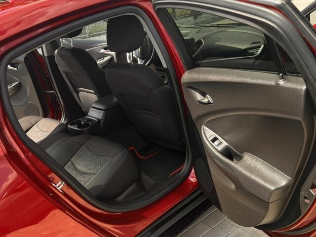 Красный Шевроле Вольт, объемом двигателя 1.5 л и пробегом 140 тыс. км за 15000 $, фото 21 на Automoto.ua