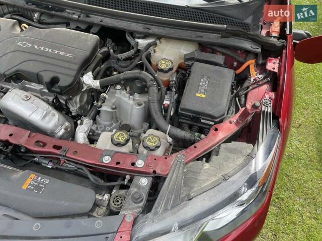 Шевроле Вольт 2018 в Золочев на Automoto.ua Красный Шевроле Вольт, объемом двигателя 1.5 л и пробегом 136 тыс. км за 16900 $, фото 5 на Automoto.ua