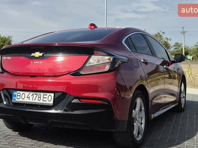 Красный Шевроле Вольт, объемом двигателя 1.49 л и пробегом 173 тыс. км за 13800 $, фото 5 на Automoto.ua