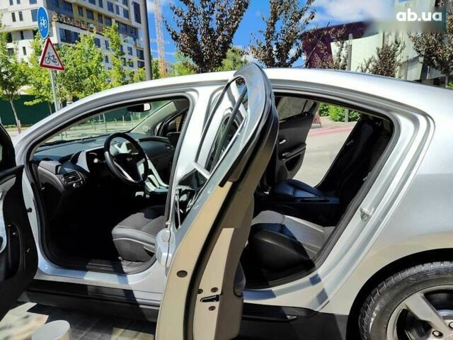 Шевроле Вольт, объемом двигателя 0 л и пробегом 159 тыс. км за 7490 $, фото 5 на Automoto.ua