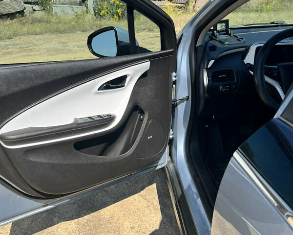 Шевроле Вольт, объемом двигателя 0 л и пробегом 225 тыс. км за 10000 $, фото 7 на Automoto.ua