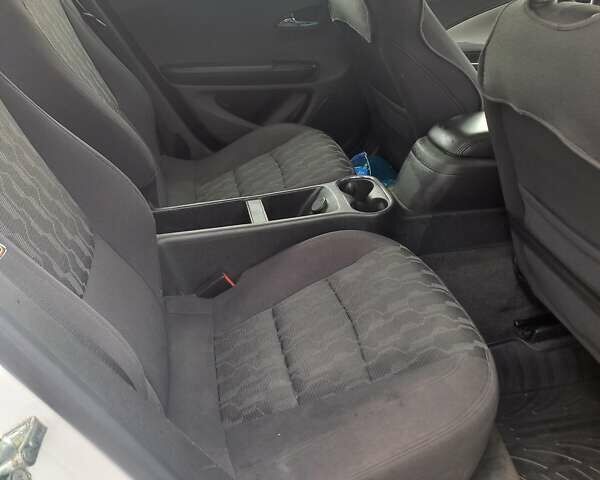 Шевроле Вольт, об'ємом двигуна 0 л та пробігом 87 тис. км за 10900 $, фото 14 на Automoto.ua