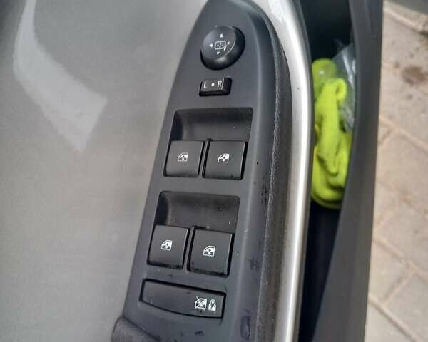Шевроле Вольт, об'ємом двигуна 0 л та пробігом 87 тис. км за 10900 $, фото 19 на Automoto.ua