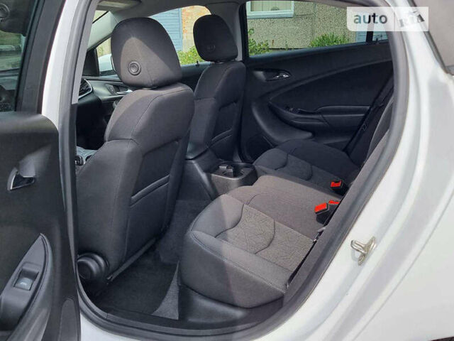 Шевроле Вольт, объемом двигателя 1.49 л и пробегом 36 тыс. км за 17600 $, фото 8 на Automoto.ua