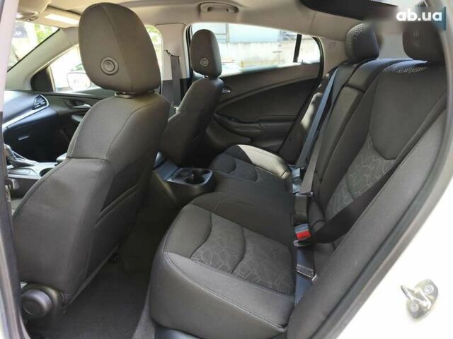 Шевроле Вольт, об'ємом двигуна 0 л та пробігом 128 тис. км за 15950 $, фото 8 на Automoto.ua