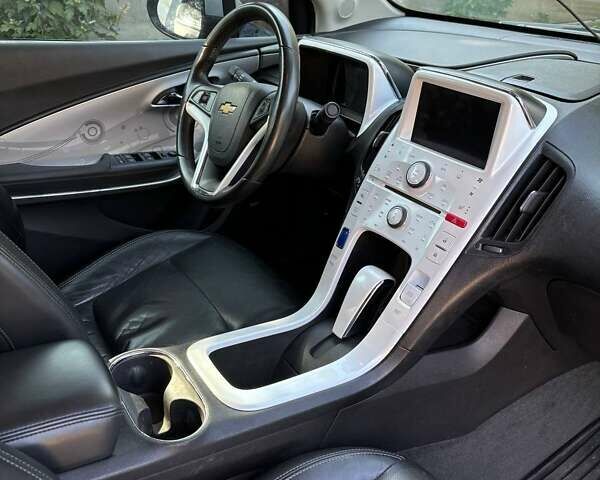 Шевроле Вольт 2010 в Конотопе на Automoto.ua Серый Шевроле Вольт, объемом двигателя 1.4 л и пробегом 102 тыс. км за 12900 $, фото 13 на Automoto.ua