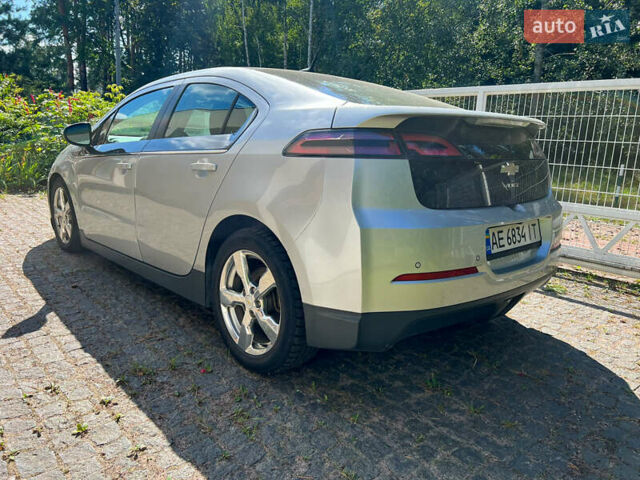 Сірий Шевроле Вольт, об'ємом двигуна 1.4 л та пробігом 159 тис. км за 9000 $, фото 2 на Automoto.ua