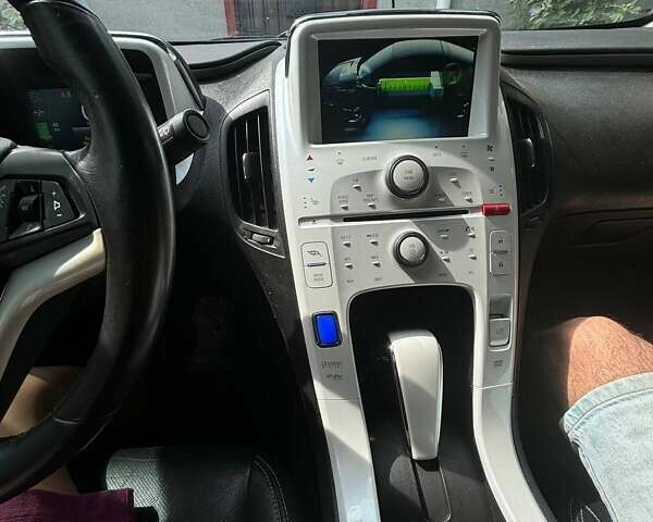 Шевроле Вольт 2010 в Конотопе на Automoto.ua Серый Шевроле Вольт, объемом двигателя 1.4 л и пробегом 102 тыс. км за 12900 $, фото 9 на Automoto.ua