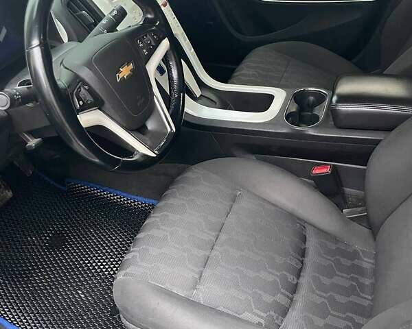 Серый Шевроле Вольт, объемом двигателя 1.4 л и пробегом 217 тыс. км за 7500 $, фото 7 на Automoto.ua