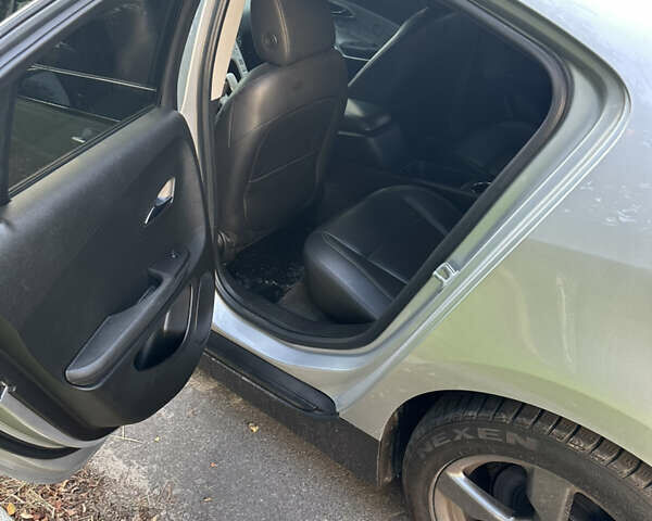 Серый Шевроле Вольт, объемом двигателя 1.4 л и пробегом 180 тыс. км за 7999 $, фото 9 на Automoto.ua