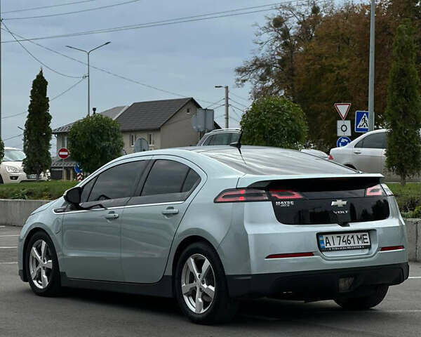 Серый Шевроле Вольт, объемом двигателя 1.4 л и пробегом 300 тыс. км за 7999 $, фото 5 на Automoto.ua