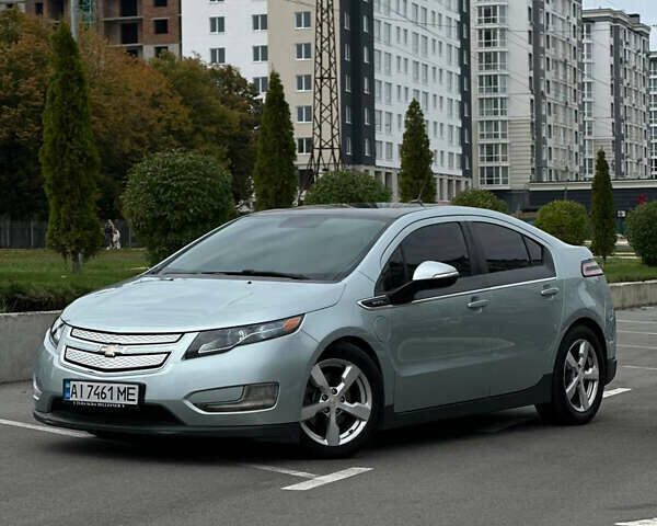 Серый Шевроле Вольт, объемом двигателя 1.4 л и пробегом 300 тыс. км за 7999 $, фото 1 на Automoto.ua