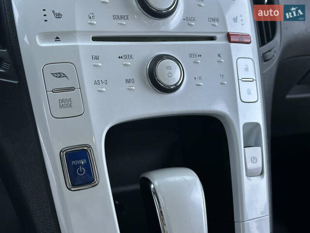 Серый Шевроле Вольт, объемом двигателя 1.4 л и пробегом 182 тыс. км за 8999 $, фото 66 на Automoto.ua