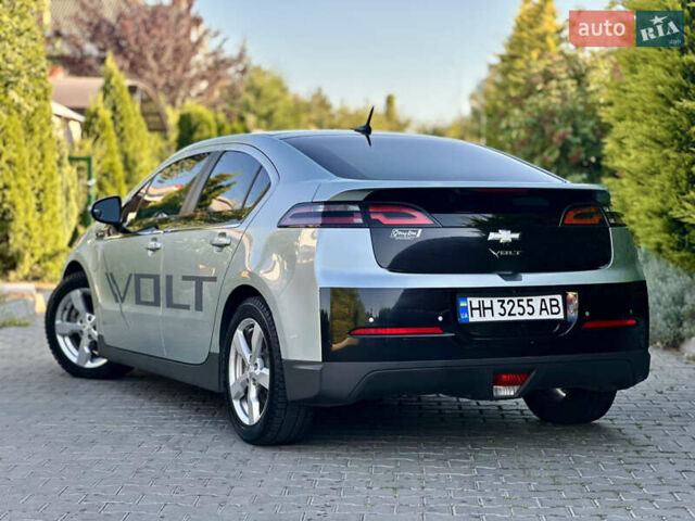 Сірий Шевроле Вольт, об'ємом двигуна 1.4 л та пробігом 213 тис. км за 9900 $, фото 3 на Automoto.ua