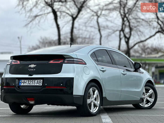 Серый Шевроле Вольт, объемом двигателя 1.4 л и пробегом 182 тыс. км за 8999 $, фото 3 на Automoto.ua