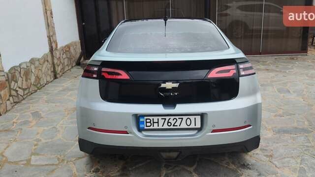Серый Шевроле Вольт, объемом двигателя 1.4 л и пробегом 295 тыс. км за 8500 $, фото 3 на Automoto.ua