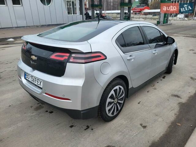 Сірий Шевроле Вольт, об'ємом двигуна 1.4 л та пробігом 150 тис. км за 10300 $, фото 12 на Automoto.ua