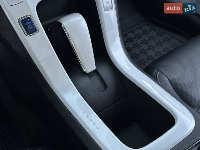 Серый Шевроле Вольт, объемом двигателя 1.4 л и пробегом 182 тыс. км за 8999 $, фото 67 на Automoto.ua