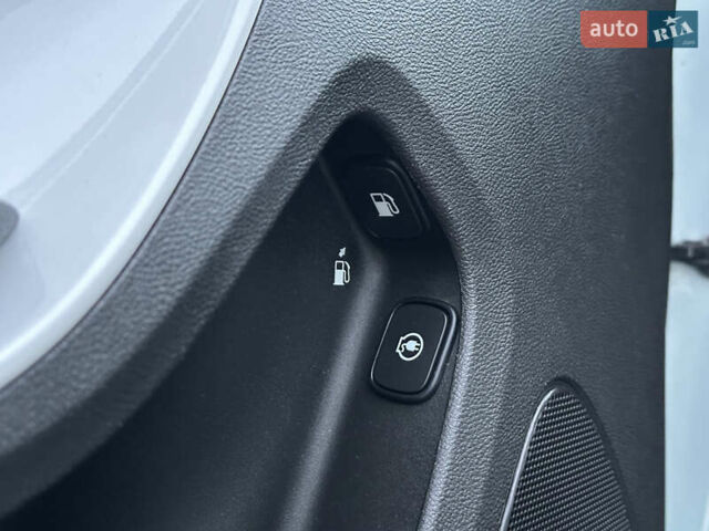 Серый Шевроле Вольт, объемом двигателя 1.4 л и пробегом 182 тыс. км за 8999 $, фото 53 на Automoto.ua