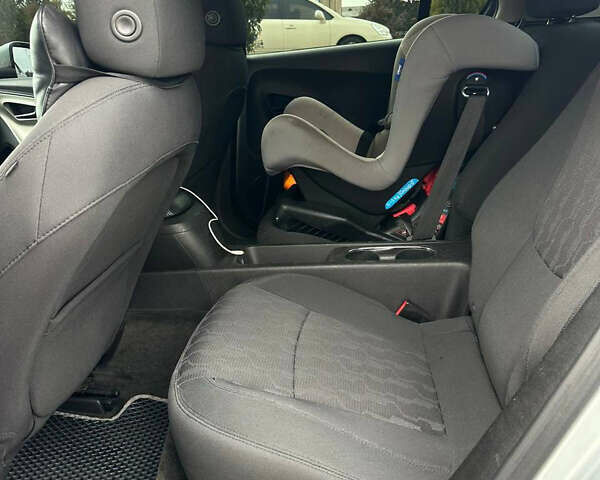 Серый Шевроле Вольт, объемом двигателя 1.4 л и пробегом 300 тыс. км за 7999 $, фото 15 на Automoto.ua