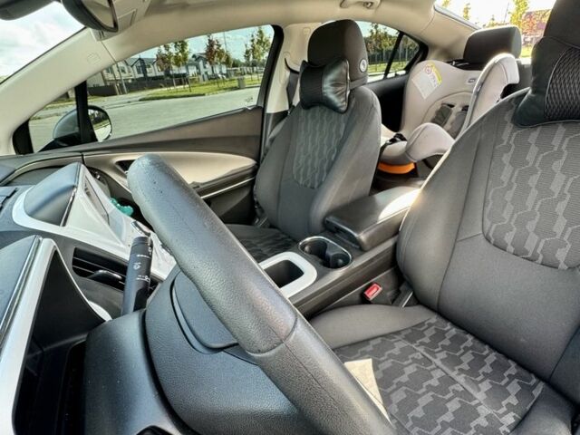 Серый Шевроле Вольт, объемом двигателя 1.4 л и пробегом 317 тыс. км за 7999 $, фото 14 на Automoto.ua