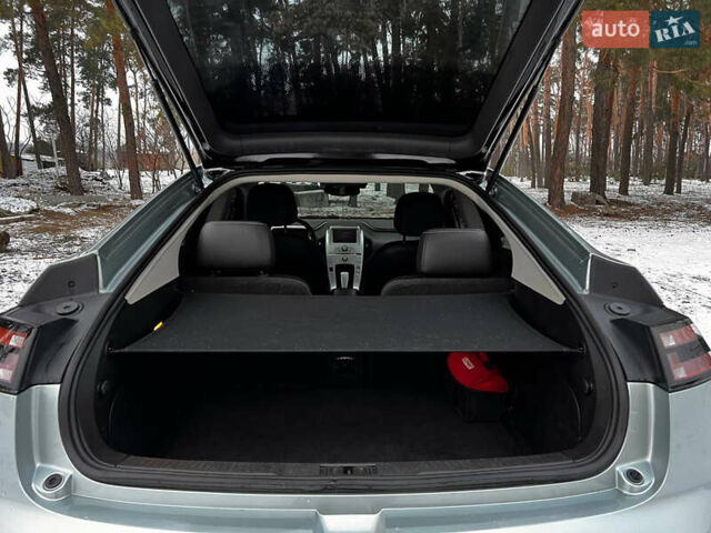 Серый Шевроле Вольт, объемом двигателя 1.4 л и пробегом 186 тыс. км за 11000 $, фото 4 на Automoto.ua