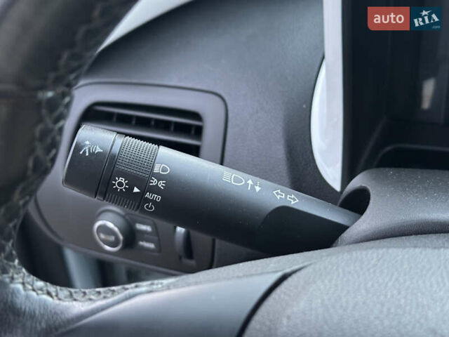 Серый Шевроле Вольт, объемом двигателя 1.4 л и пробегом 182 тыс. км за 8999 $, фото 63 на Automoto.ua